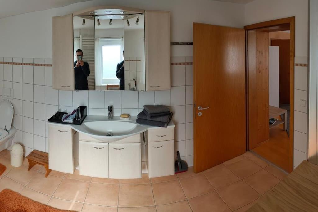 Zentrale & Ruhige Ferienwohnung メッシンゲン エクステリア 写真