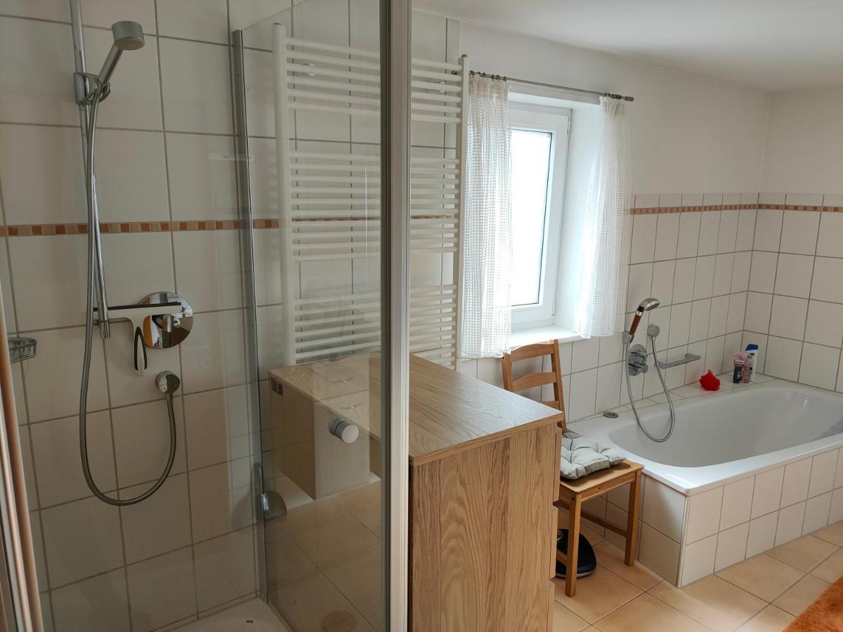 Zentrale & Ruhige Ferienwohnung メッシンゲン エクステリア 写真